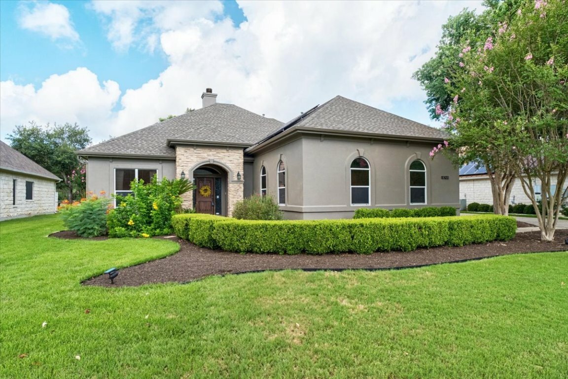 Property Photo: 10932 River Plantation Drive TX 78747