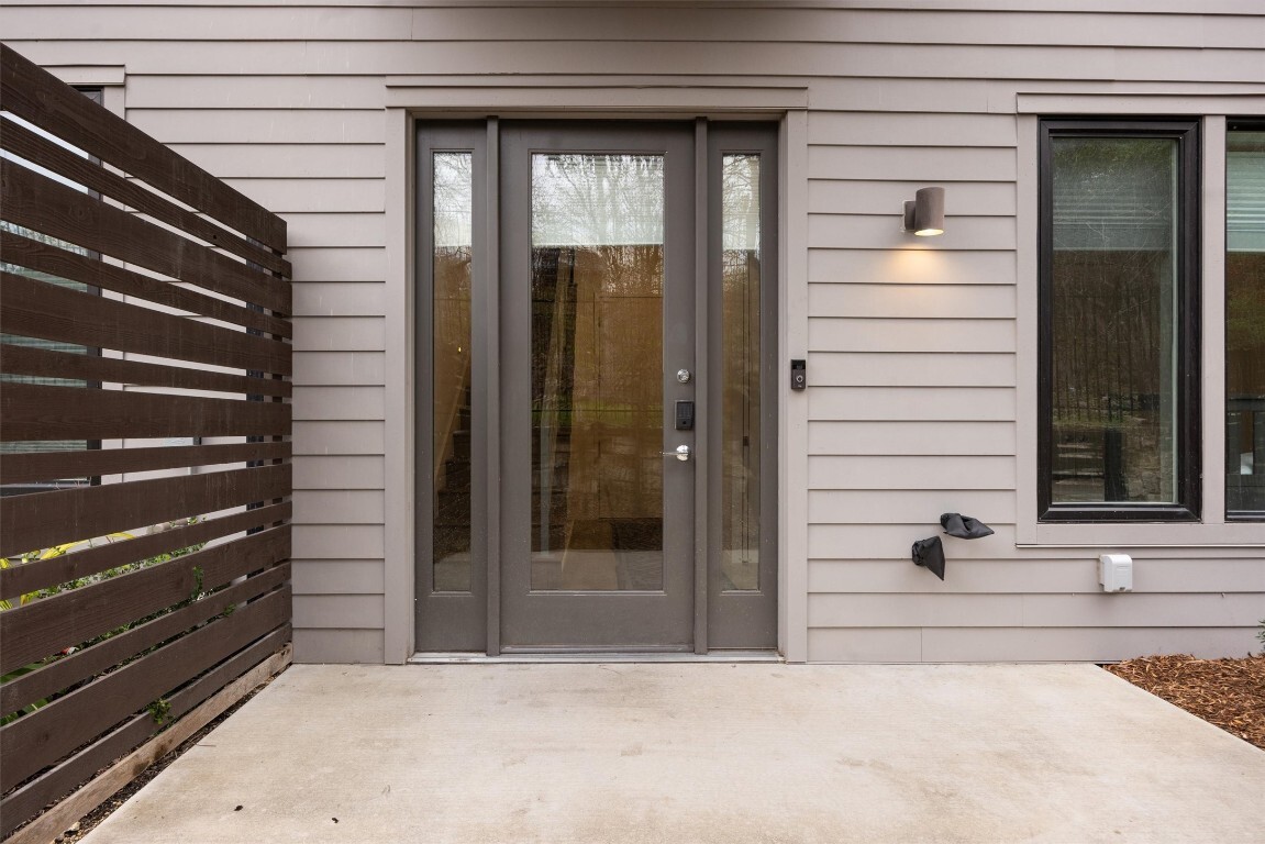 Property Photo: 3100 Menchaca Road 29 TX 78704