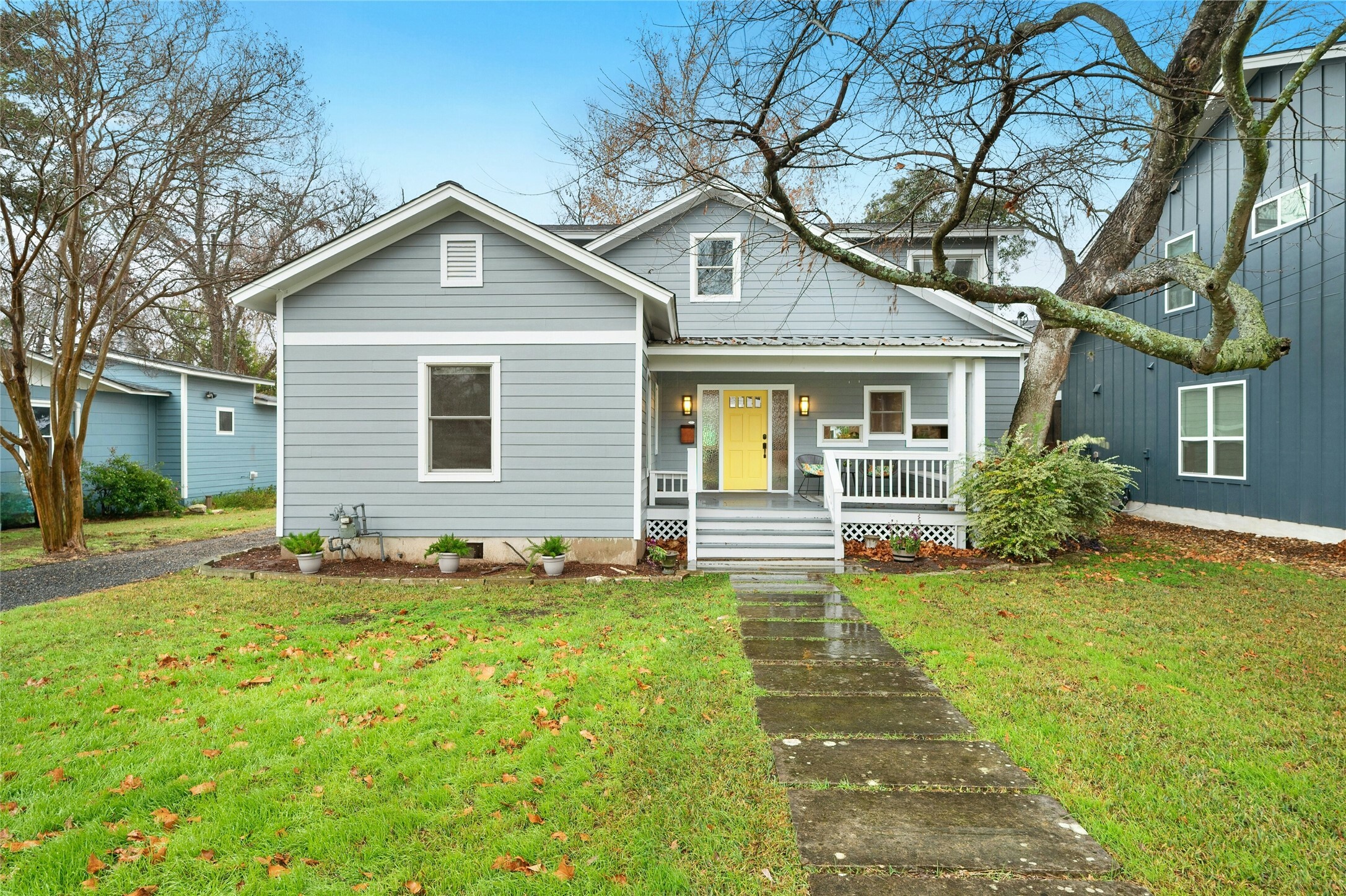 Property Photo:  1517 W Saint Johns Avenue  TX 78757 