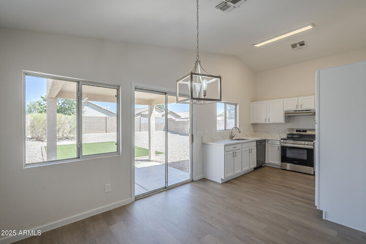 Property Photo: 3555 S Moccasin Trail AZ 85297