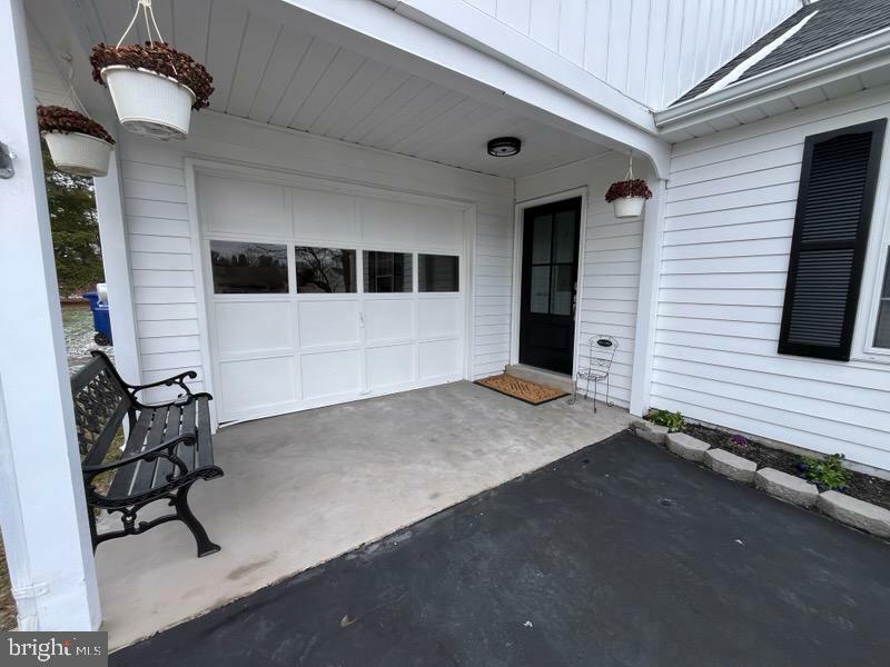 Property Photo:  8 Andover Court  NJ 08088 