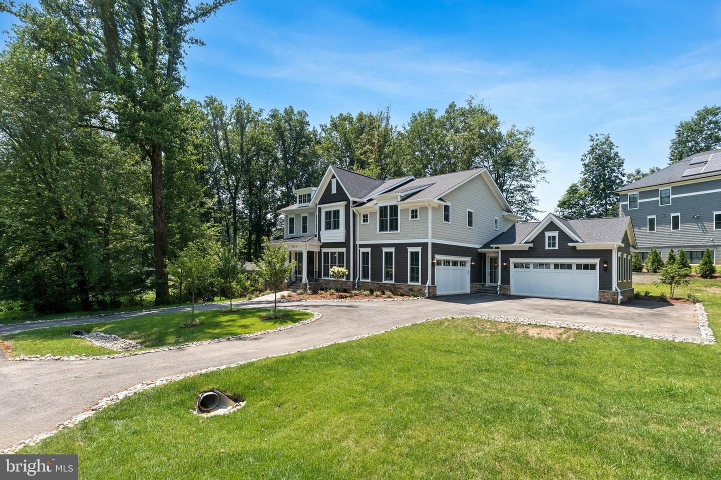 Property Photo:  9024 Honeybee Lane  MD 20817 