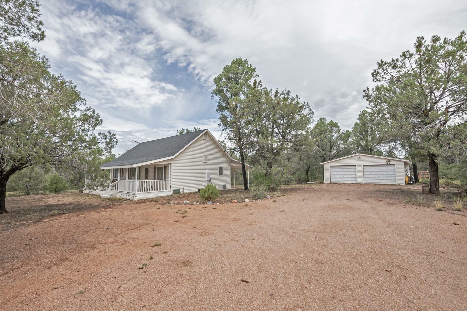 Property Photo:  268 N Dealers Choice Road  AZ 85541 