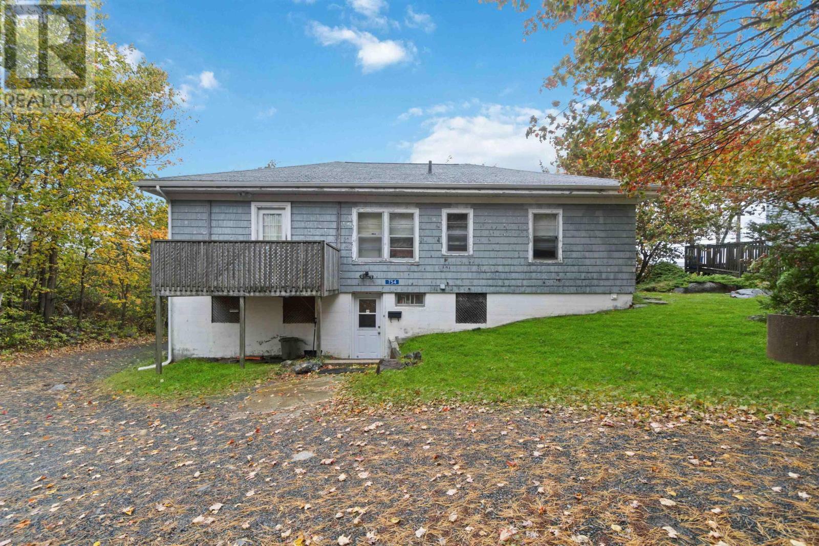 Property Photo:  752 St Margarets Bay Road  NS B3N 1K7 