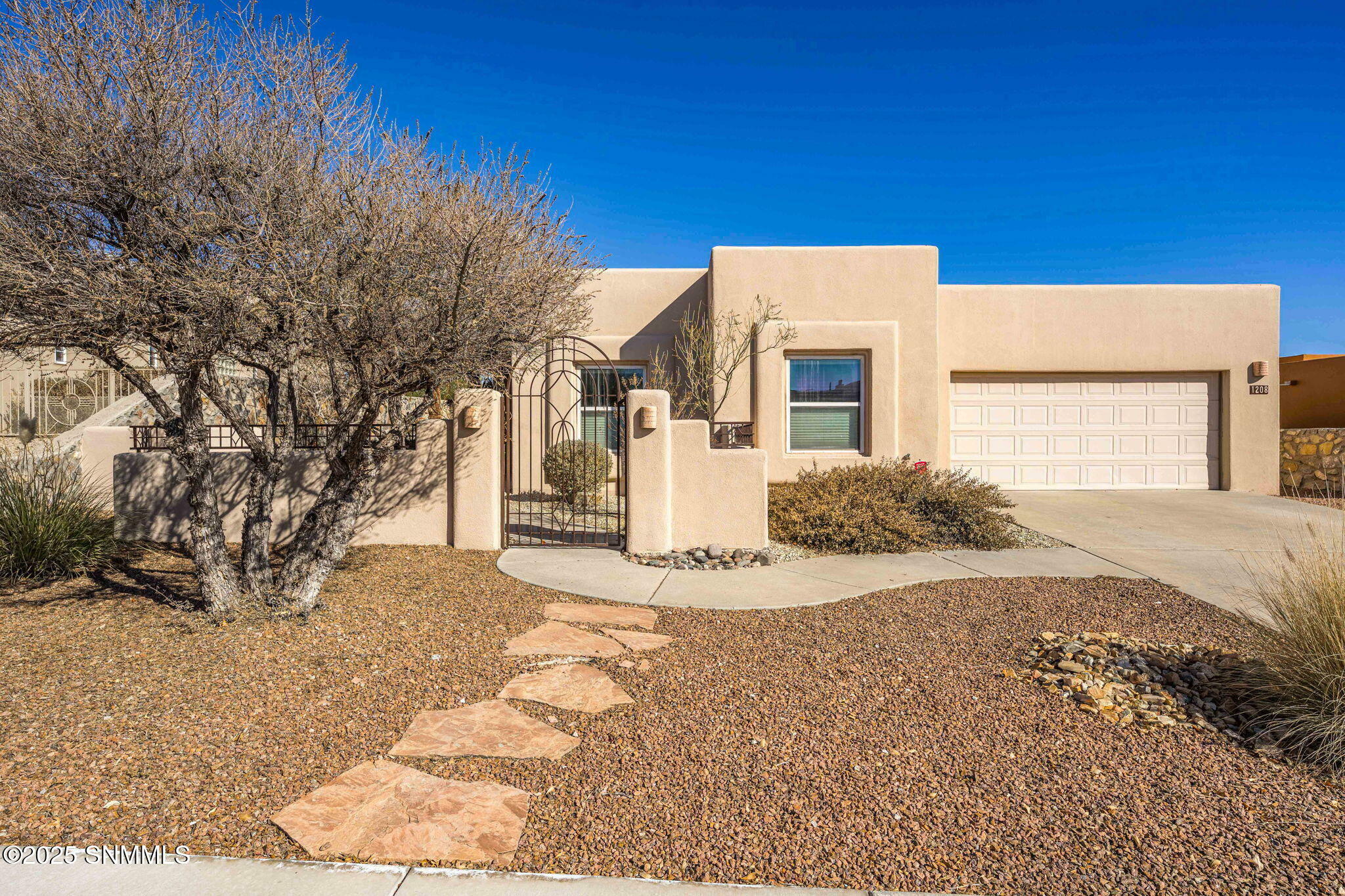 Property Photo: 1208 Percha Creek Way NM 88011