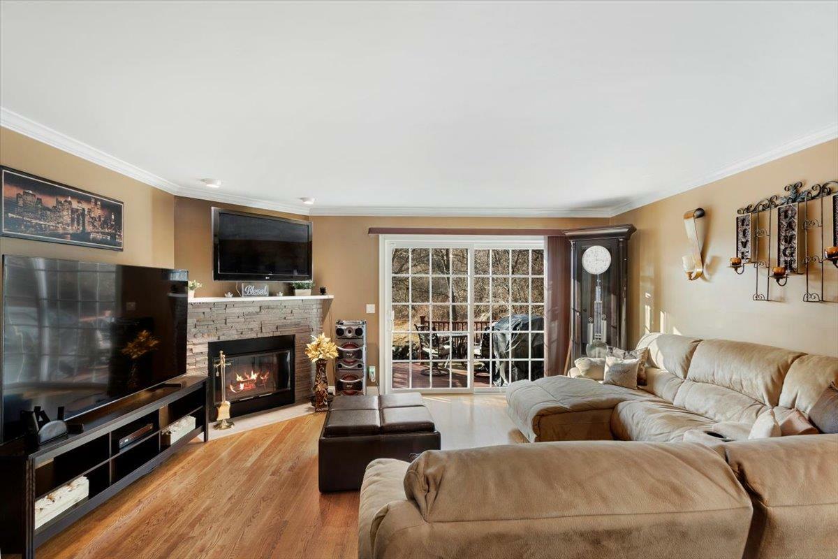 Property Photo:  2006 Dunhill Drive  NY 10509 