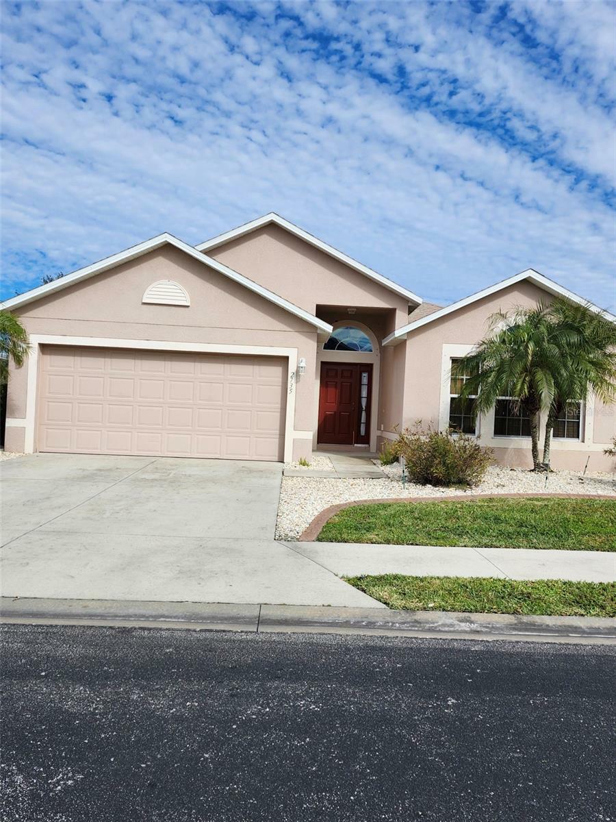 Property Photo: 2735 Suncoast Lakes Boulevard FL 33980