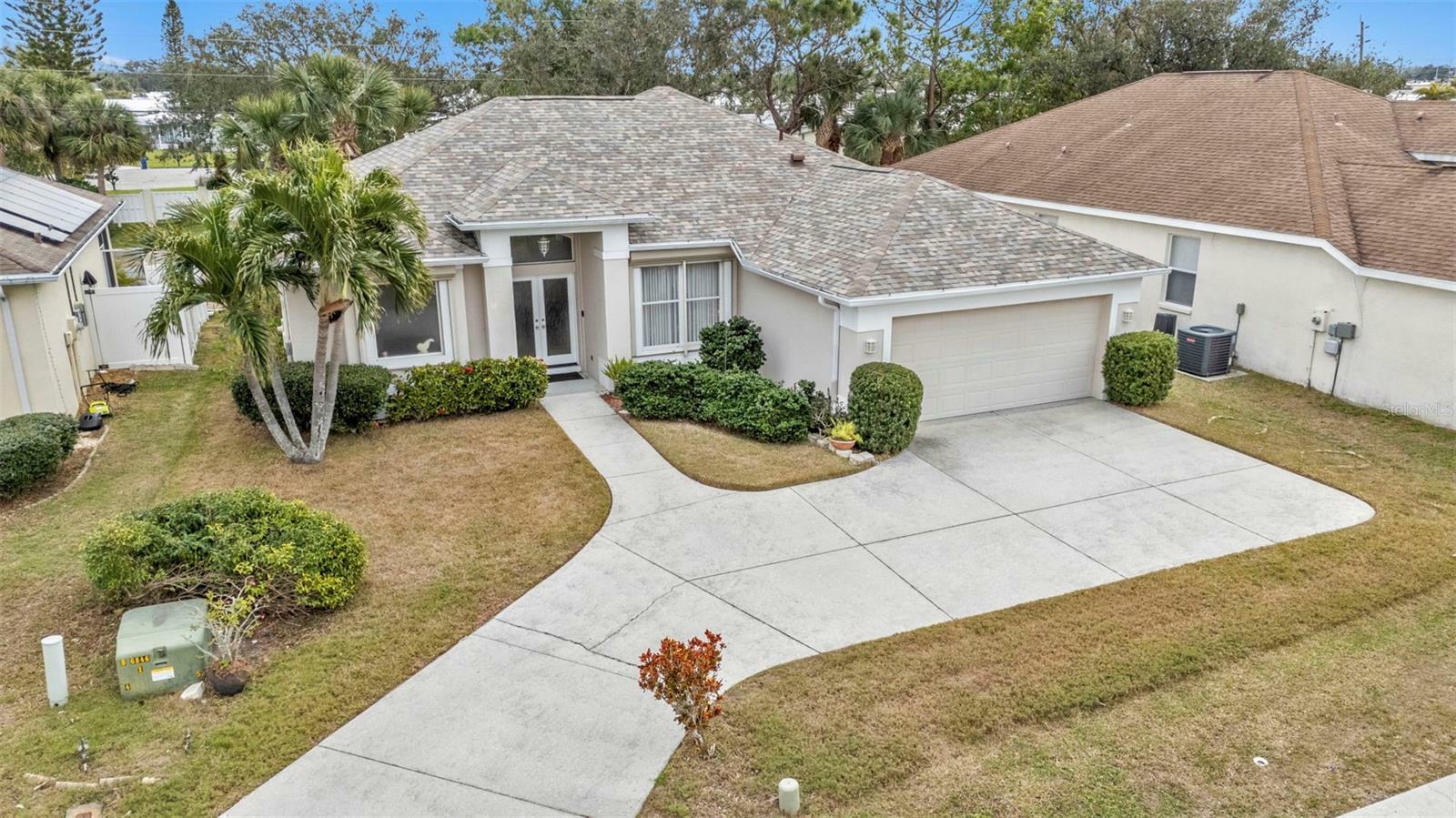 Property Photo:  5608 New Covington Drive  FL 34233 