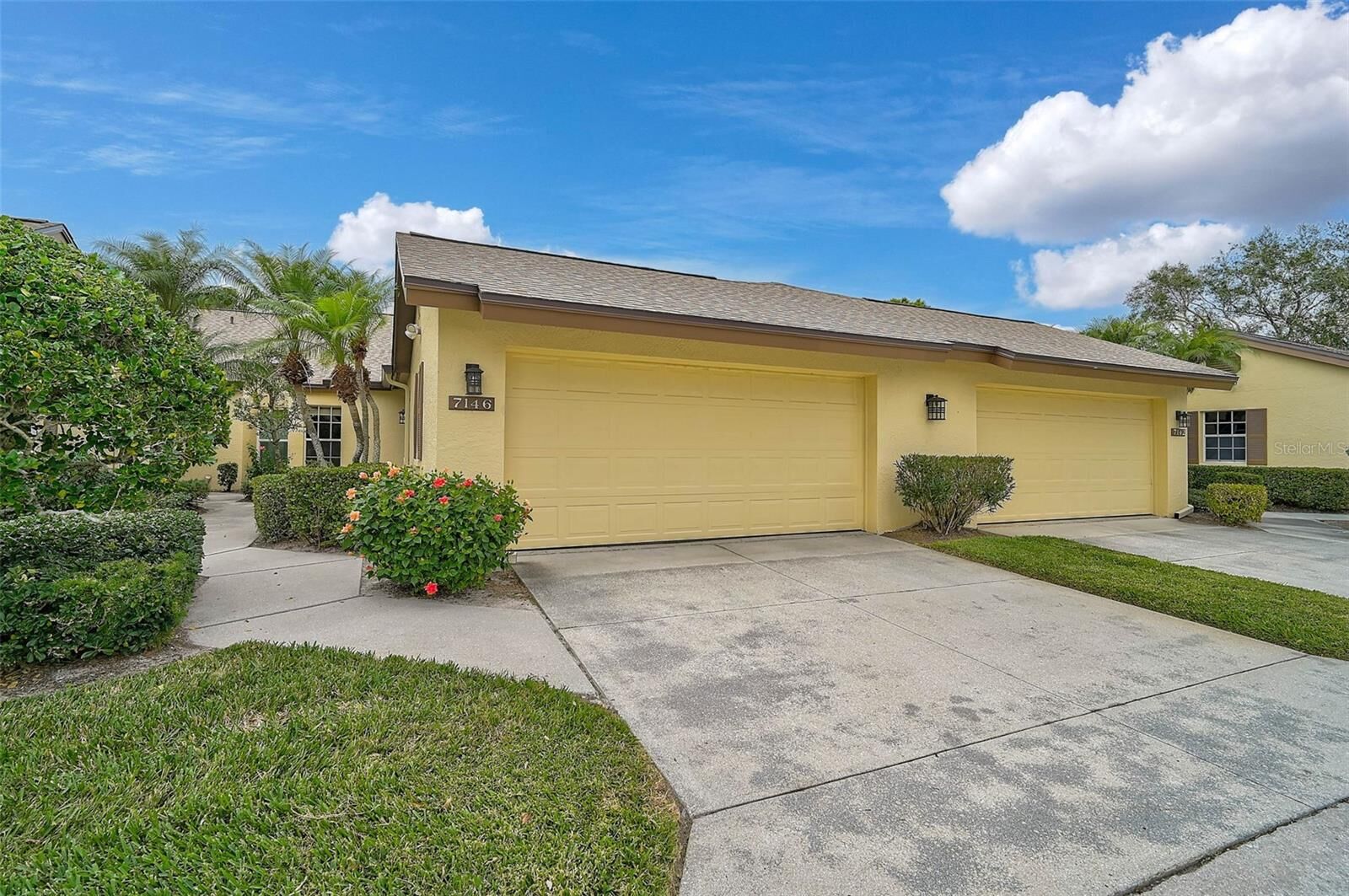 Property Photo:  7146 Lakeside Drive  FL 34243 