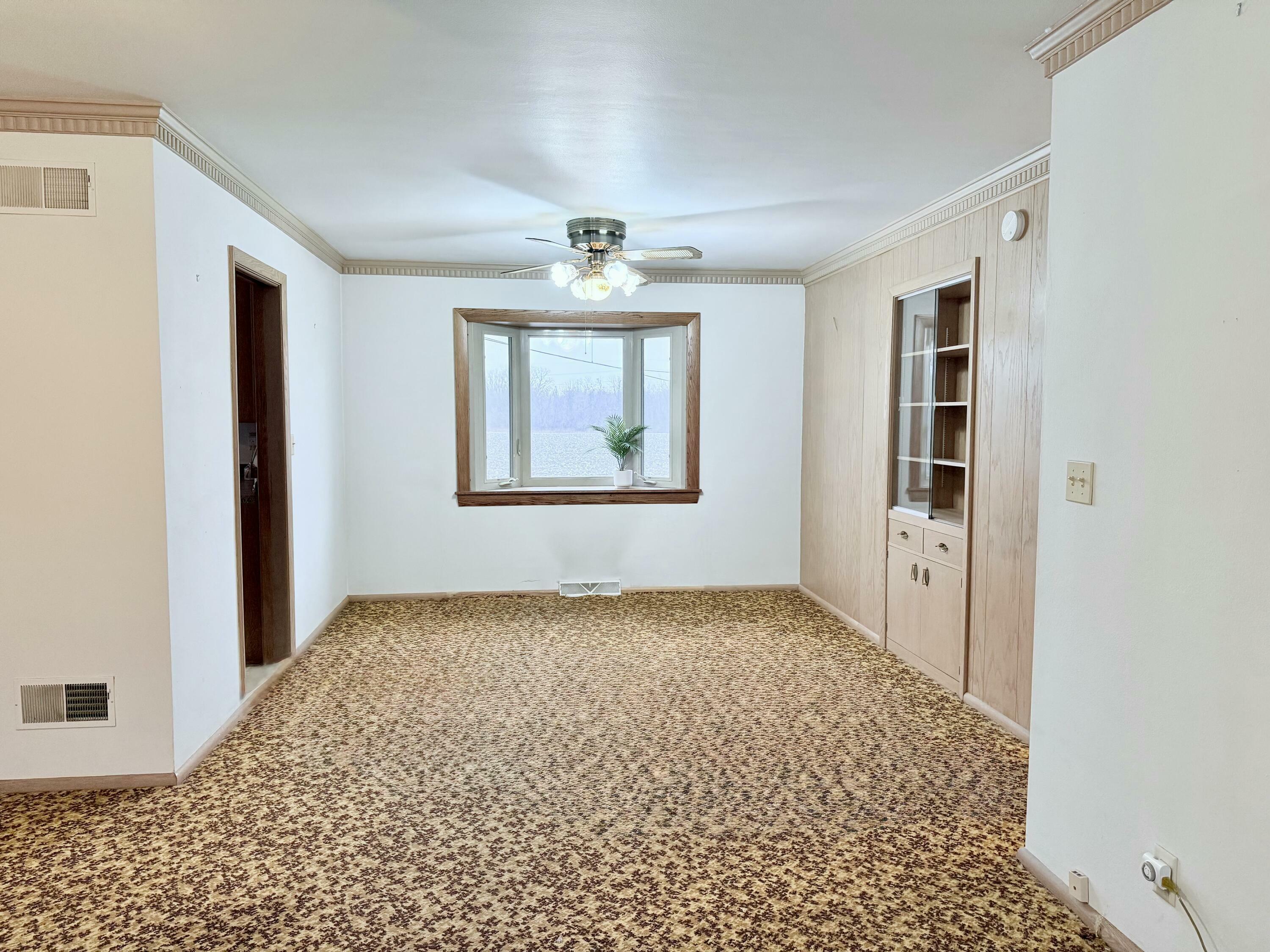 Property Photo:  7644 S Clement Ave  WI 53154 