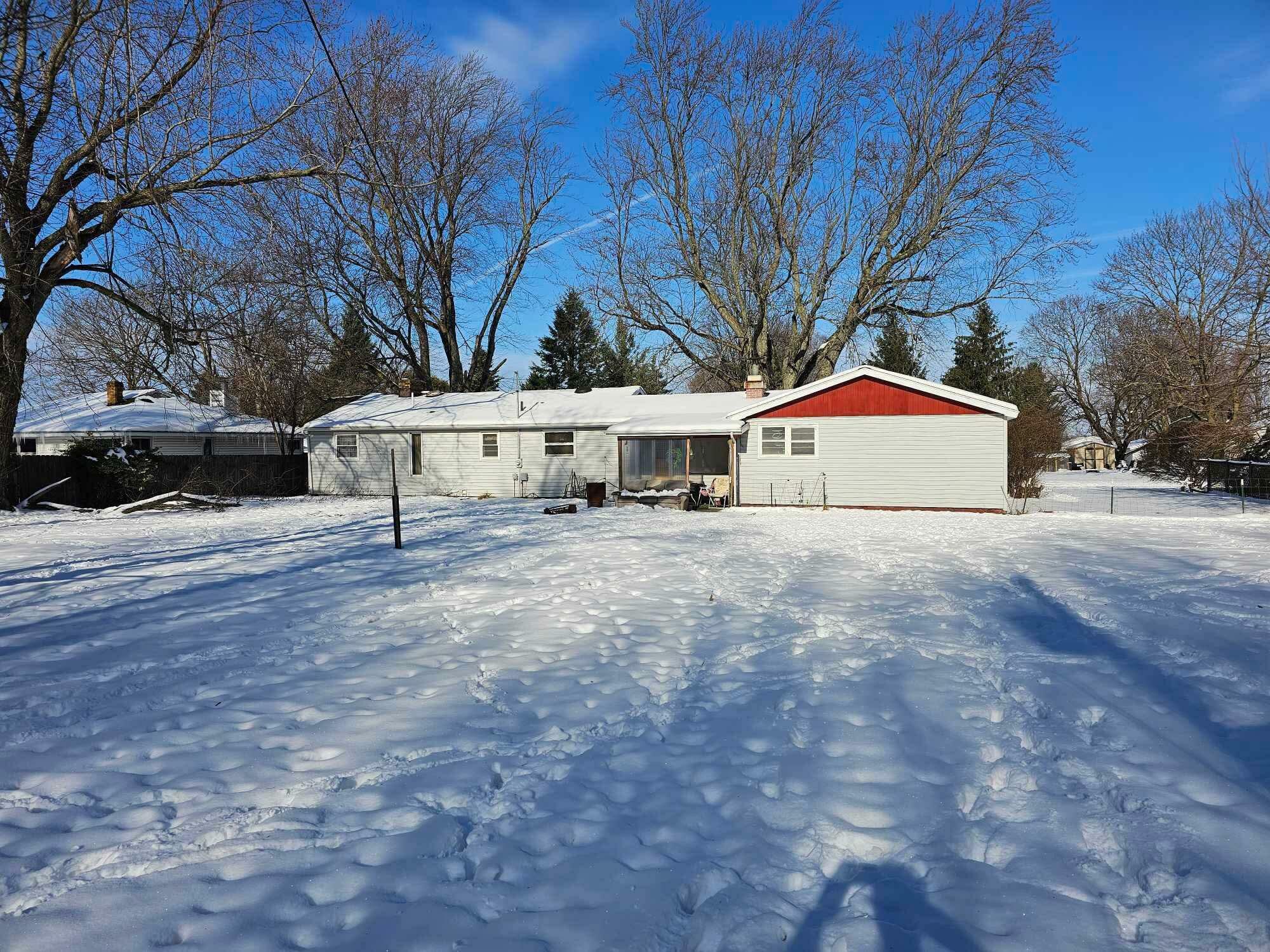 Property Photo:  3593 Southern Drive  MI 49420 