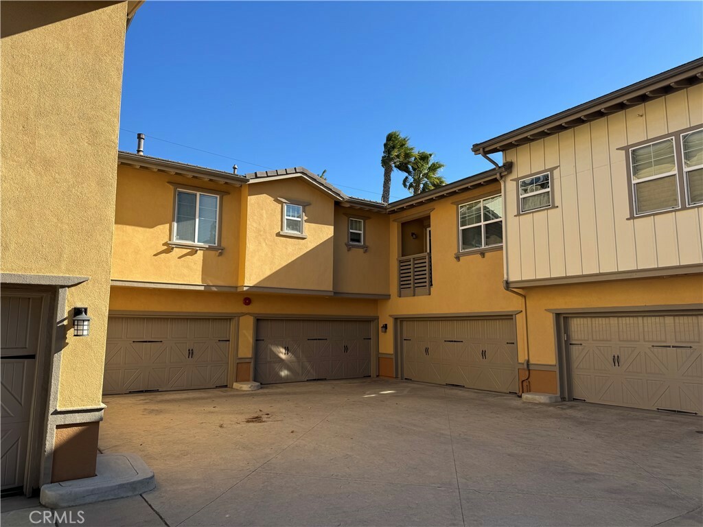 Property Photo:  1544 Windshore Way  CA 93035 