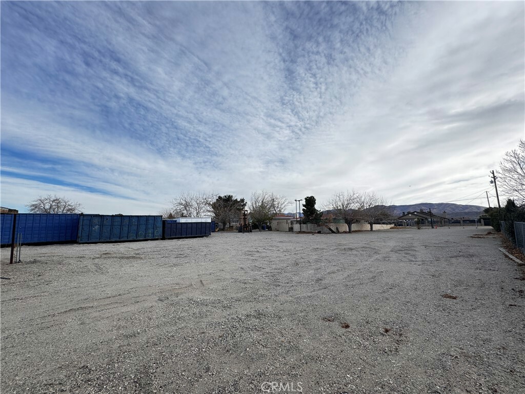 Property Photo:  9261 E Avenue T14  CA 93543 