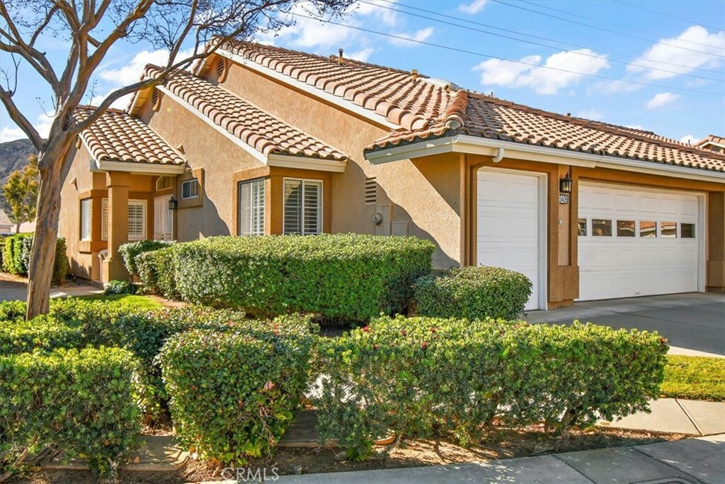 Property Photo:  5406 Trevino Way  CA 92220 