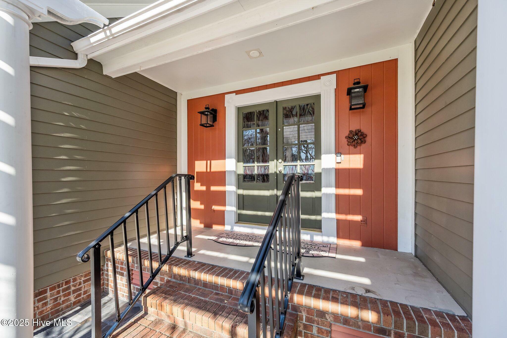 Property Photo: 207 Converse Drive NC 28546