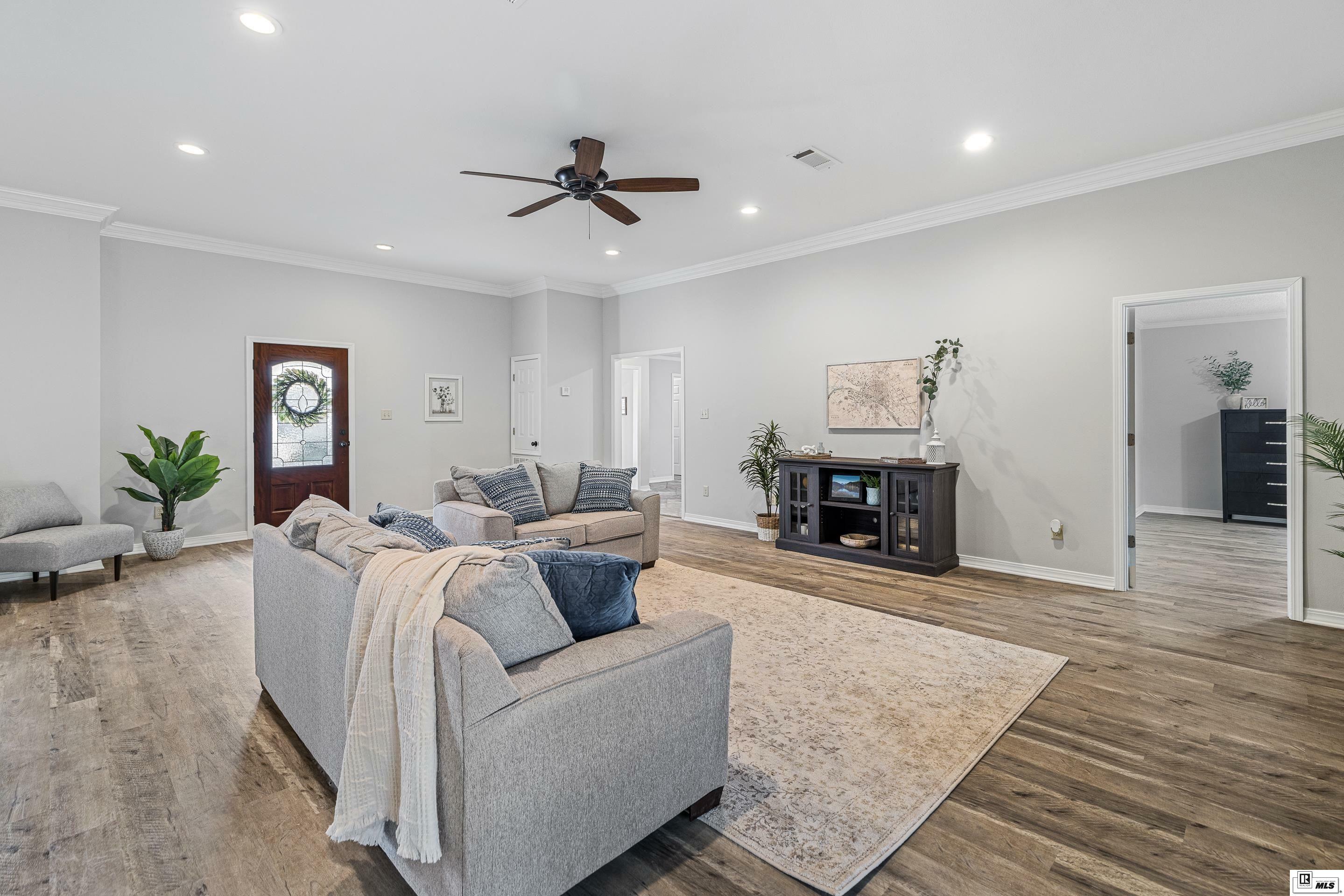 Property Photo: 212 Highway 144 LA 71225