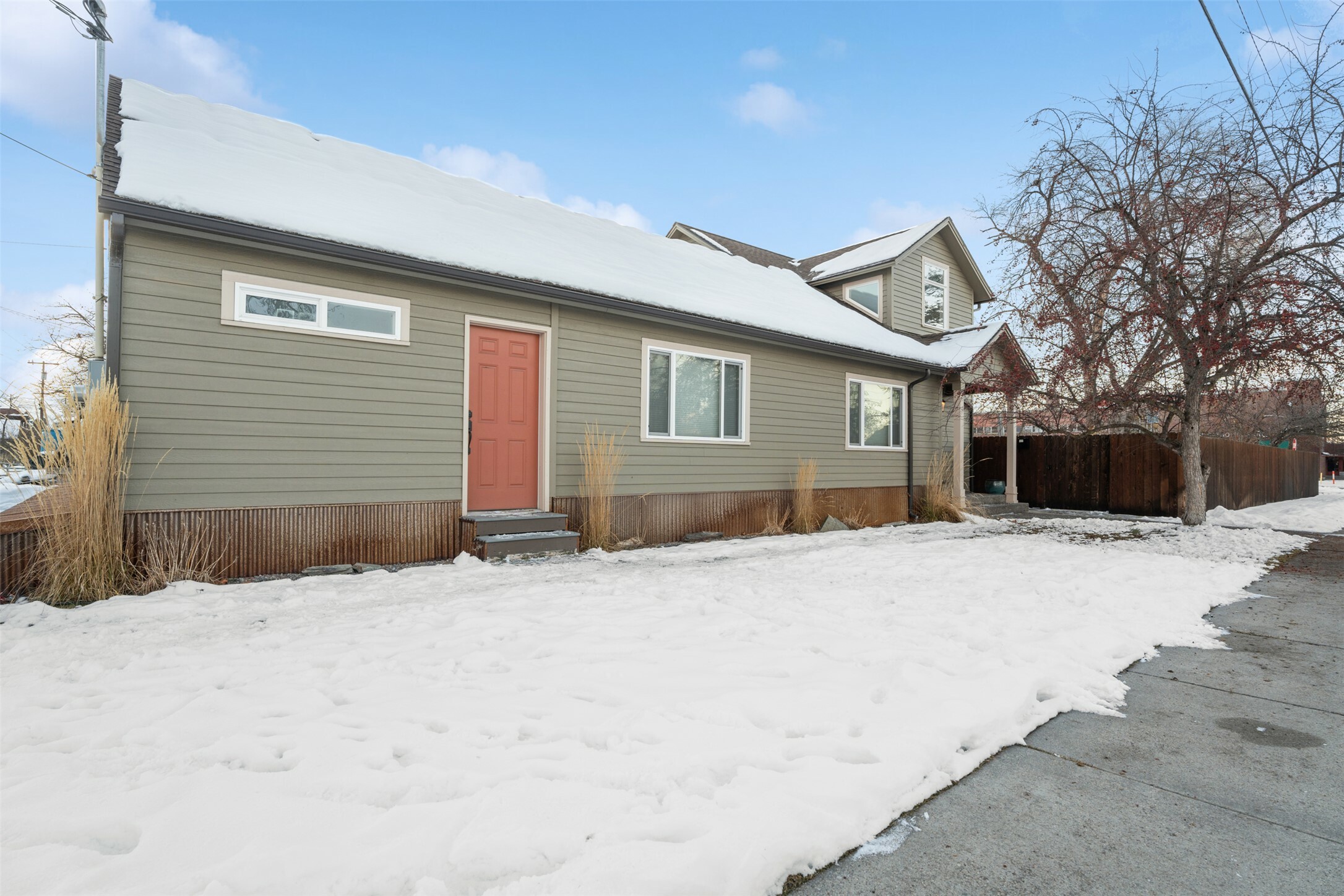 Property Photo:  213 W Beckwith Avenue E  MT 59801 