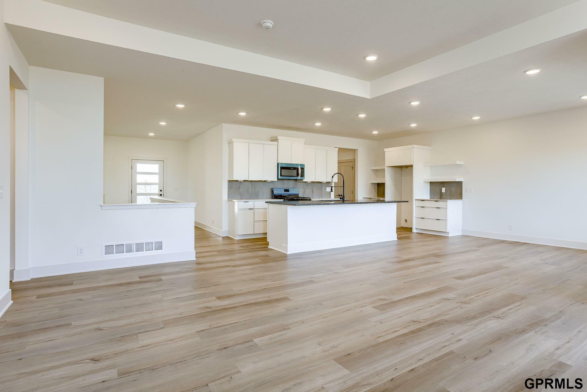 Property Photo: 20120 U Street NE 68135