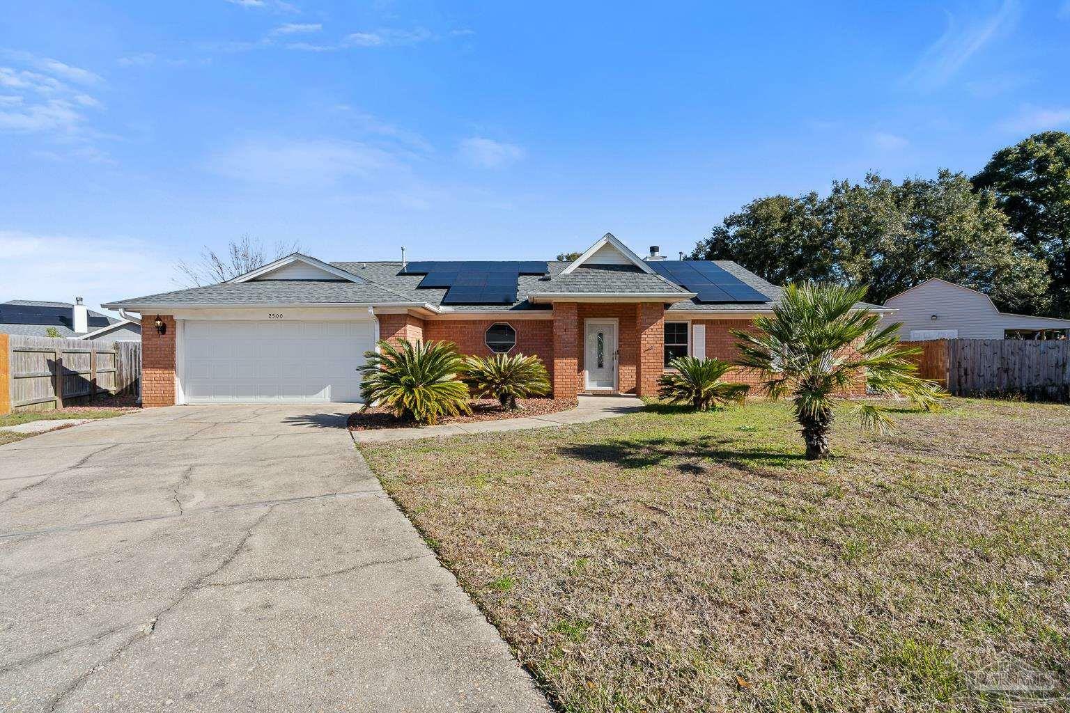 Property Photo:  2500 Tarkiln Oak Dr  FL 32506 