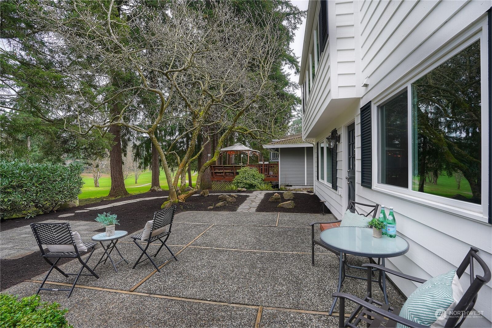 Property Photo: 32520 30th Avenue SW WA 98023