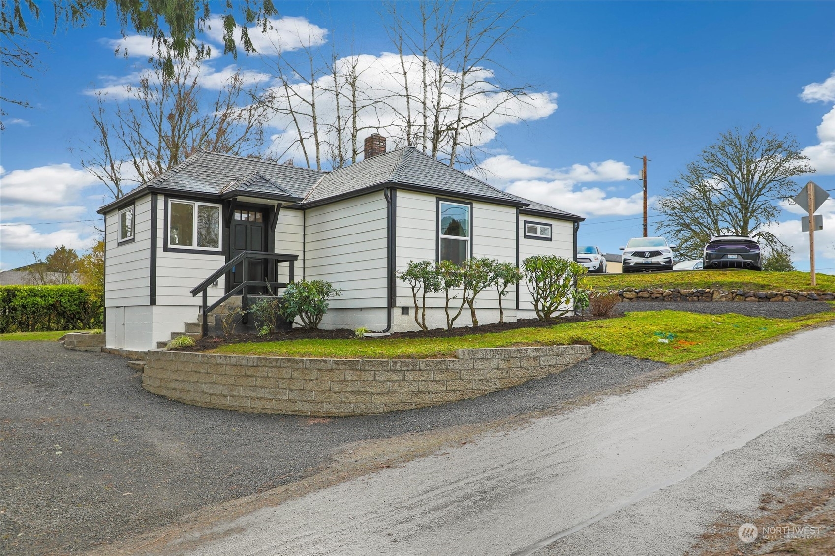 Property Photo:  2311 NE Sunset Lane  WA 98310 