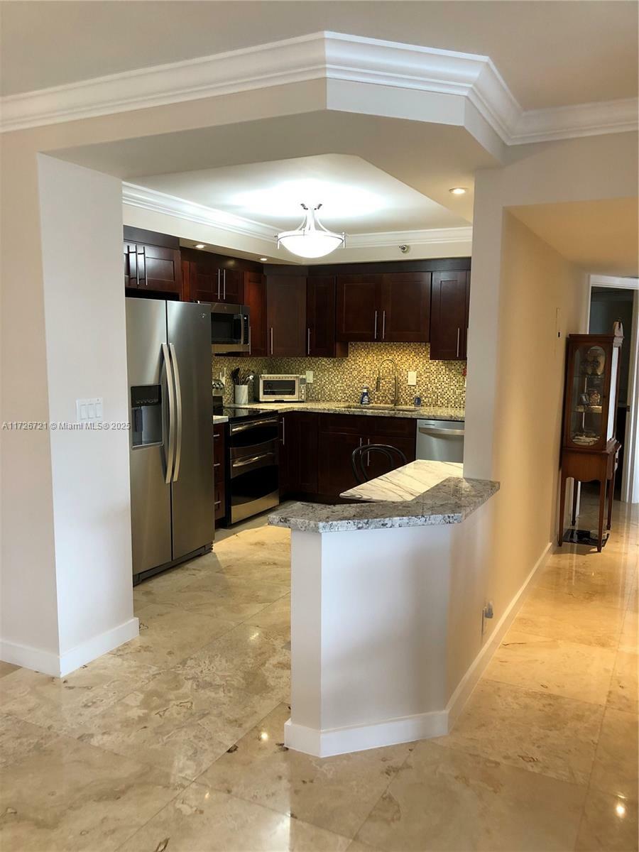 Property Photo:  3530 Mystic Pointe Dr 1212  FL 33180 