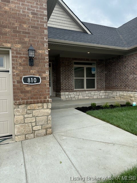 Property Photo: 810 Katie Ln (Lot 10) IN 47150