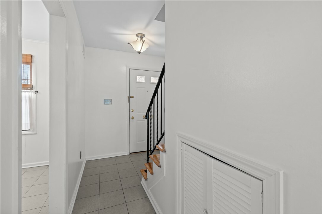 Property Photo:  119 Community Ct.  PA 15205 