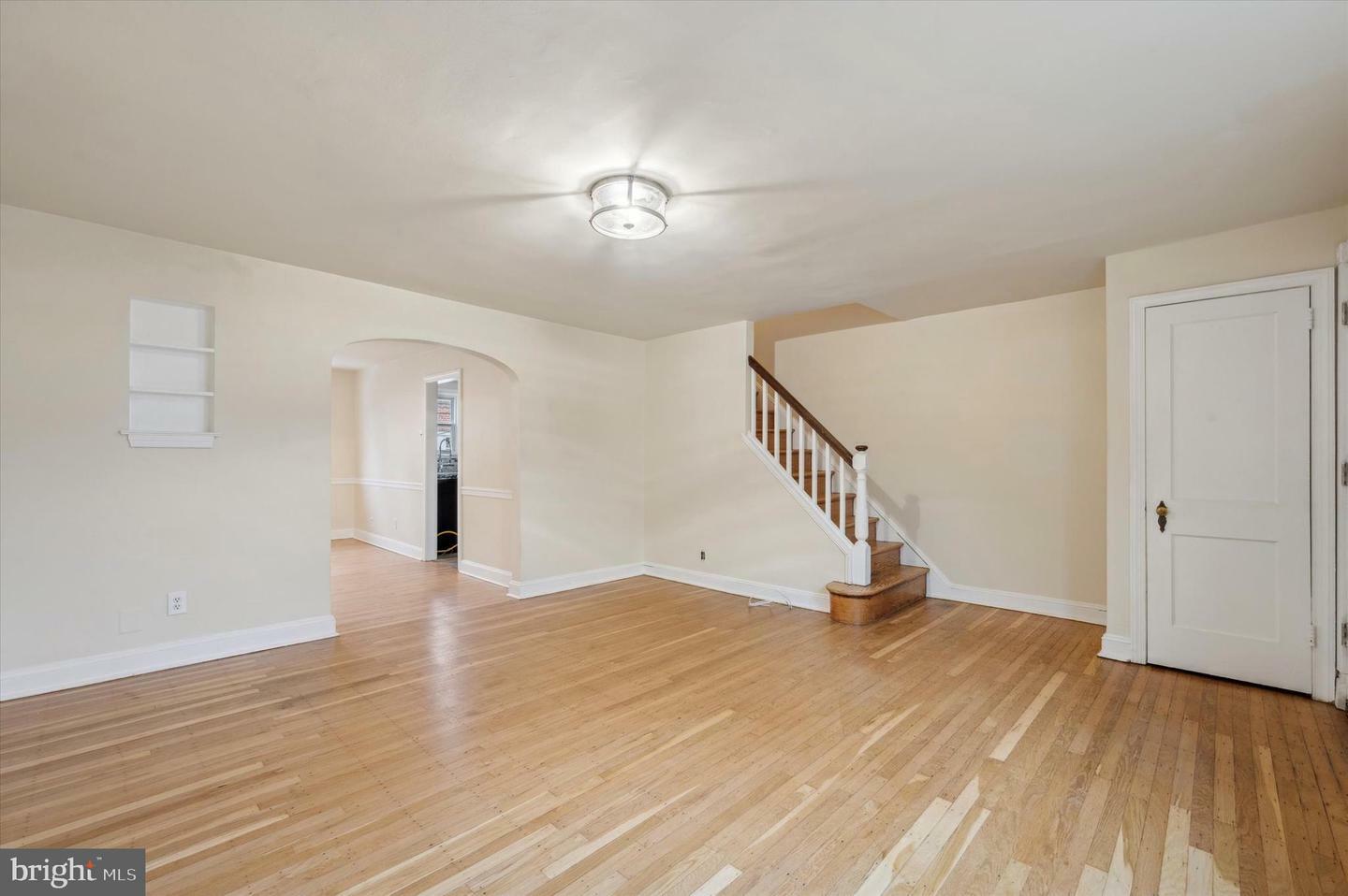 Property Photo:  205 Wynnewood Avenue  PA 19050 