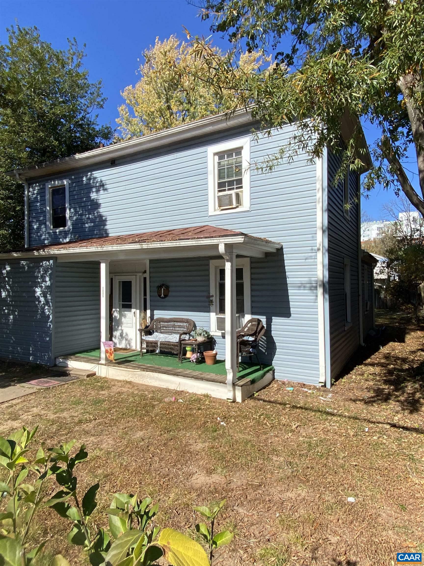 Property Photo:  1005 Cherry Ave  VA 22903 