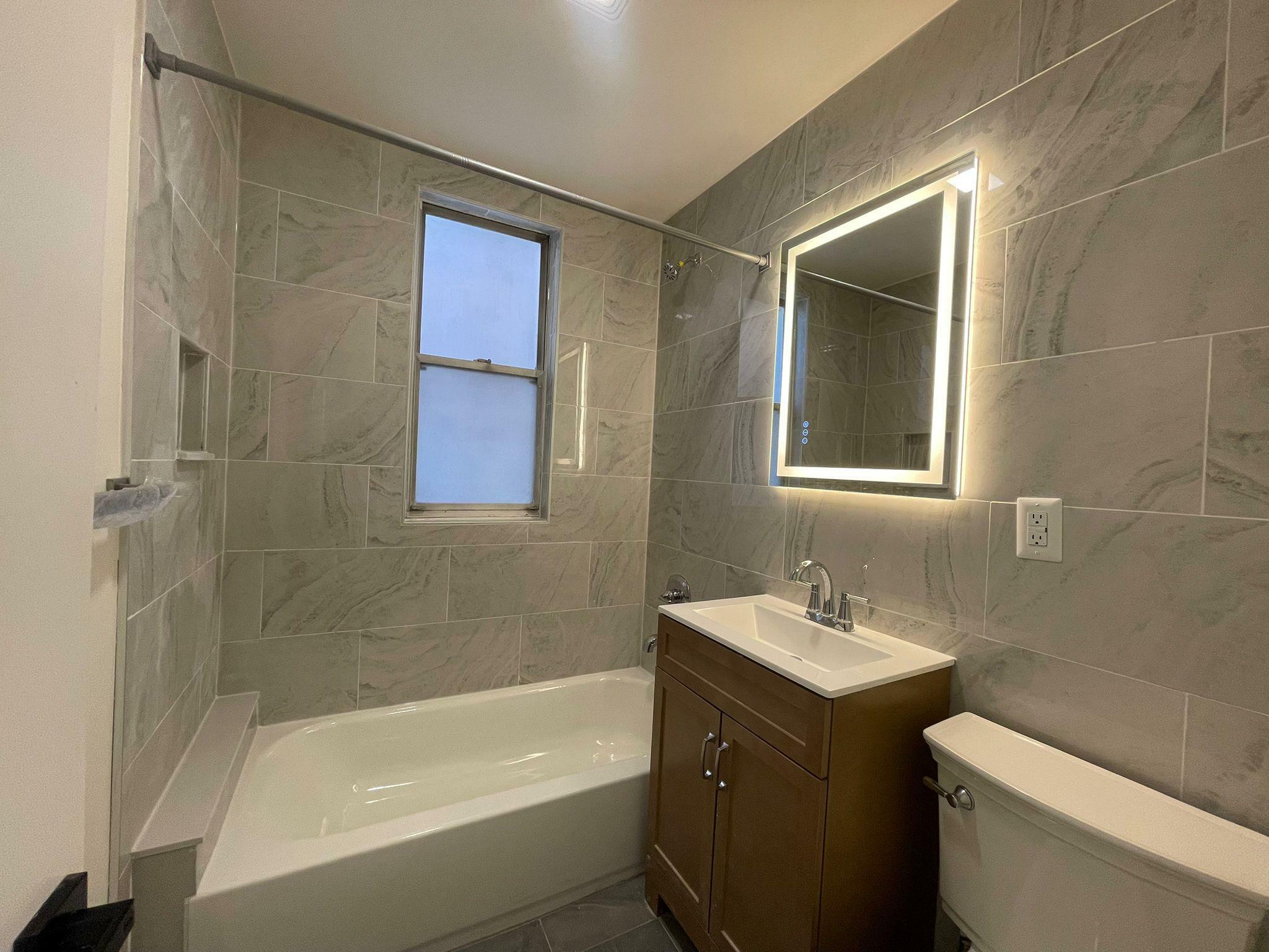 Property Photo:  274 Logan Avenue 1  NY 10465 