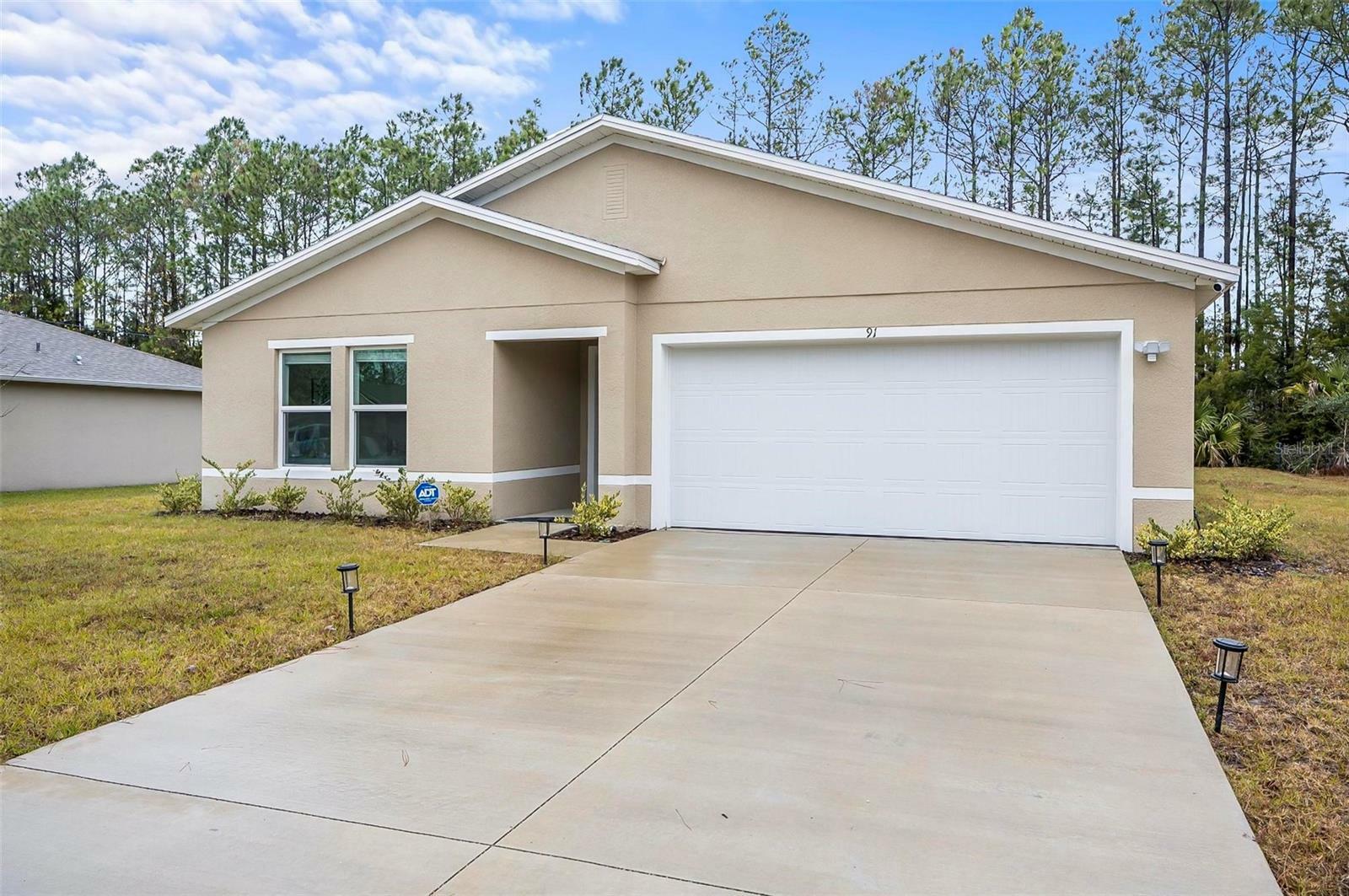 Property Photo:  91 Raemoor Drive  FL 32164 