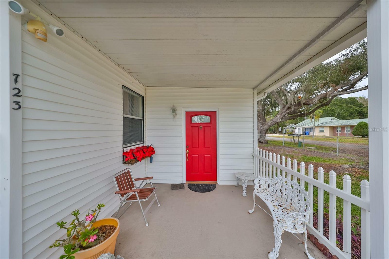 Property Photo: 723 Ornelda Street SW FL 33570