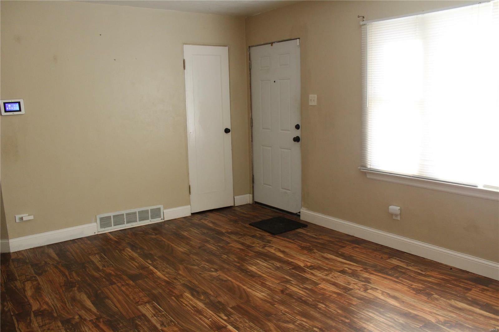 Property Photo:  9854 Dennis Drive  MO 63136 