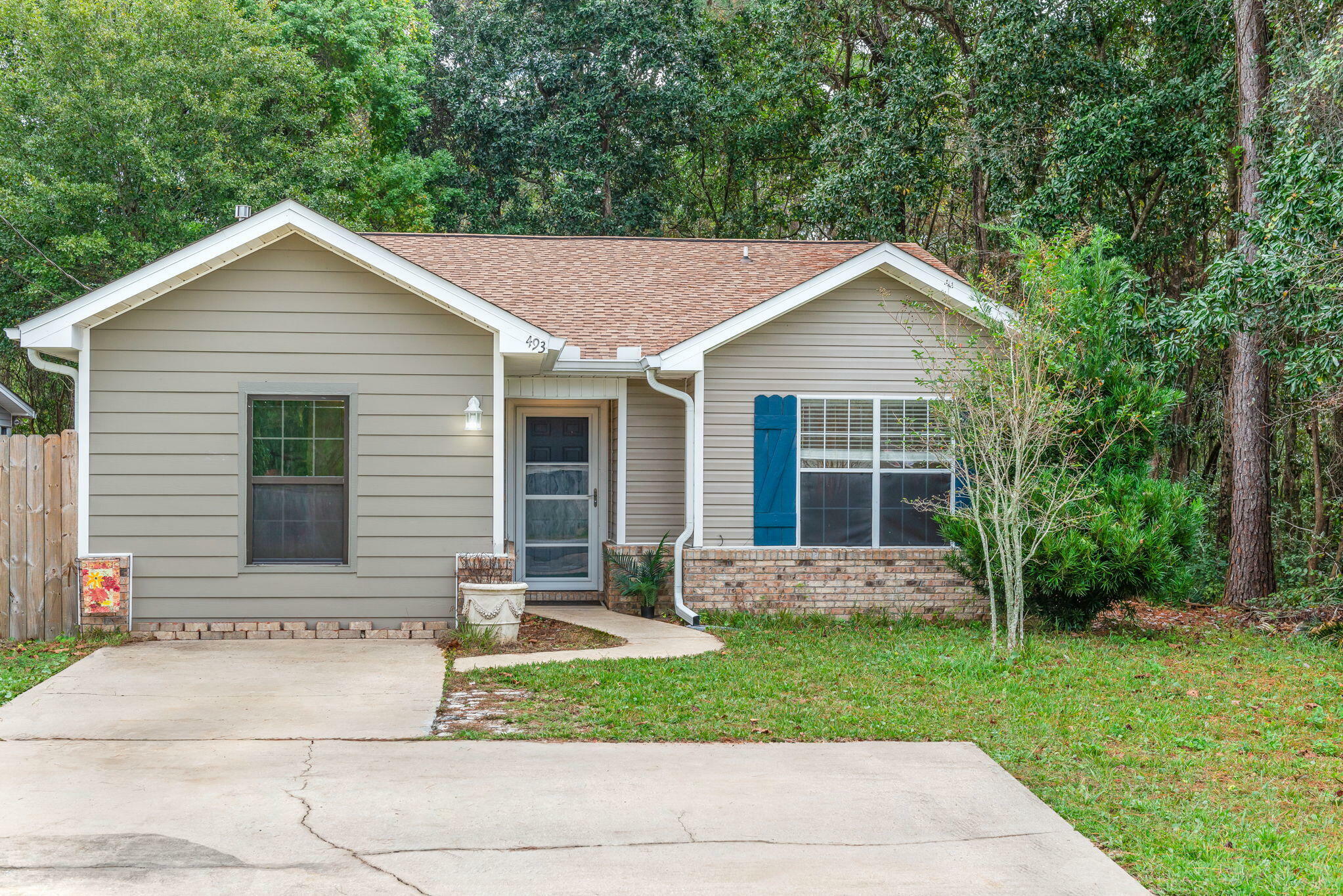 493 Woodfern Avenue Avenue  Mary Esther FL 32569 photo