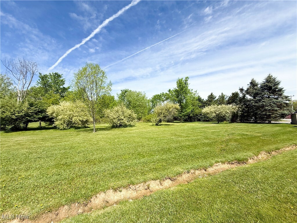 Property Photo: 49632 Foxwood Lane OH 44413