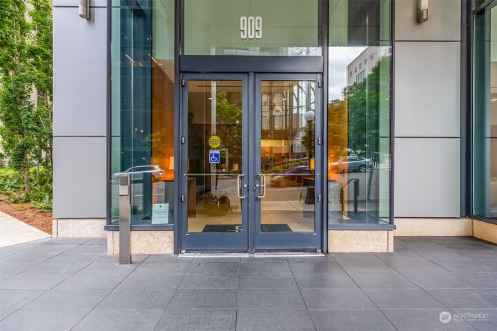 Property Photo: 909 5th Avenue 801 WA 98164