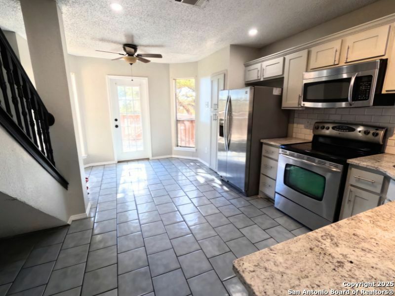 Property Photo:  7920 Santa Catalina  TX 78250 