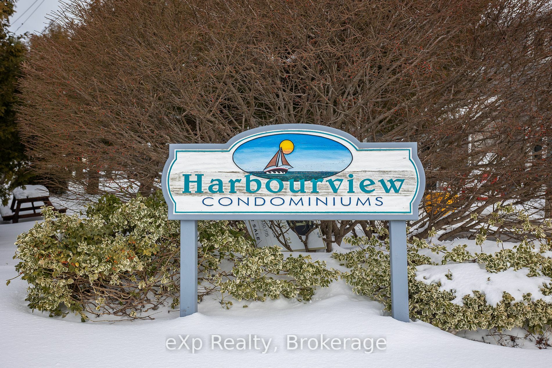 Property Photo:  633 Harbour St 4  ON N0H 2C5 