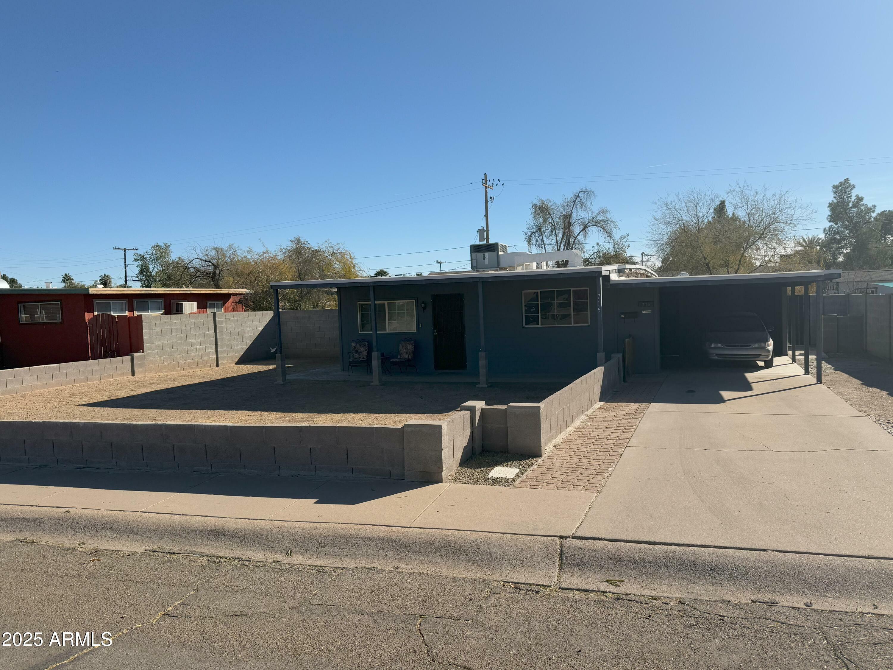 Property Photo:  715 W 12th Street  AZ 85281 