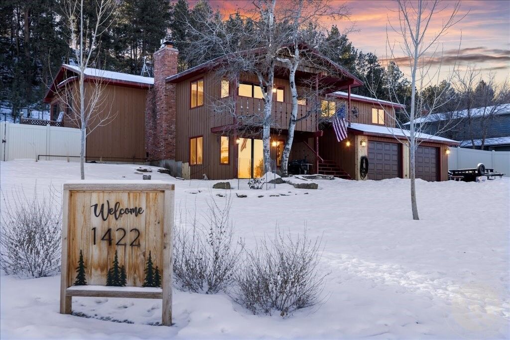 Property Photo: 1422 Valley Heights Rd MT 59105