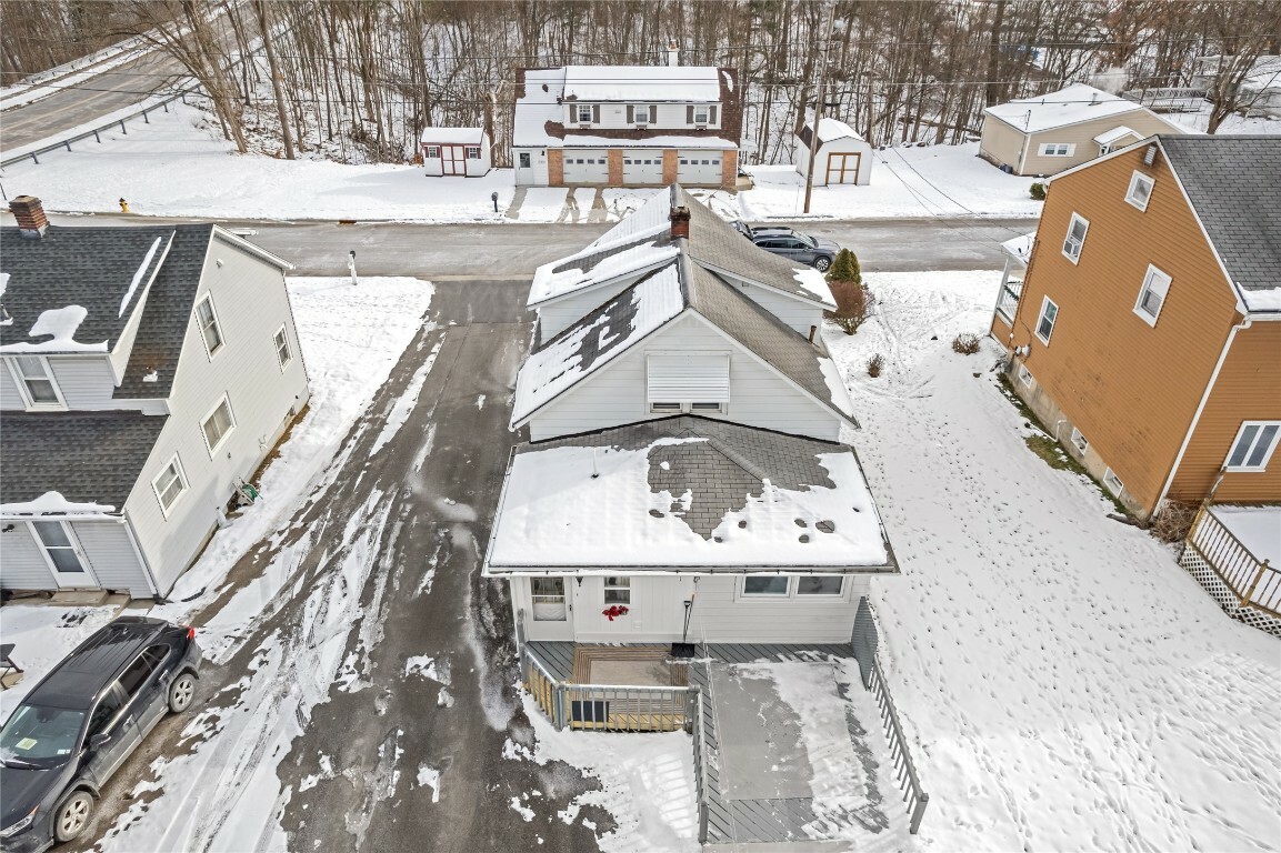 Property Photo:  527 Nelson Road  NY 13790 