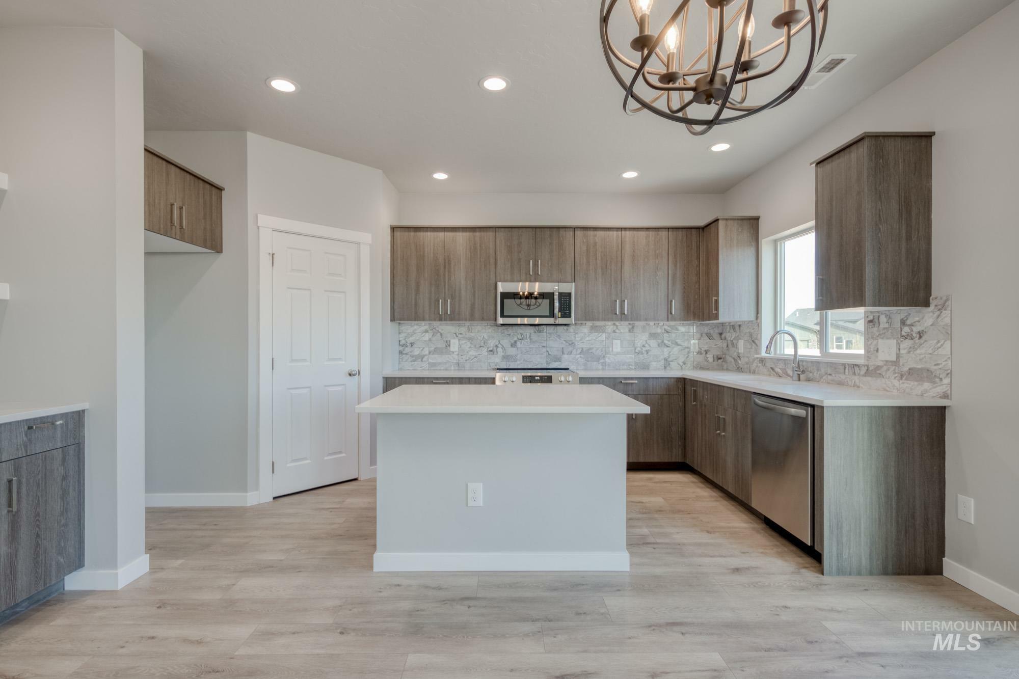 Property Photo: 2480 W Opalite Dr ID 83634