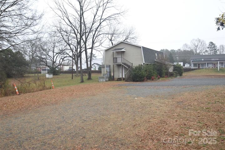 Property Photo:  7701 Matthews Mint Hill Road  NC 28227