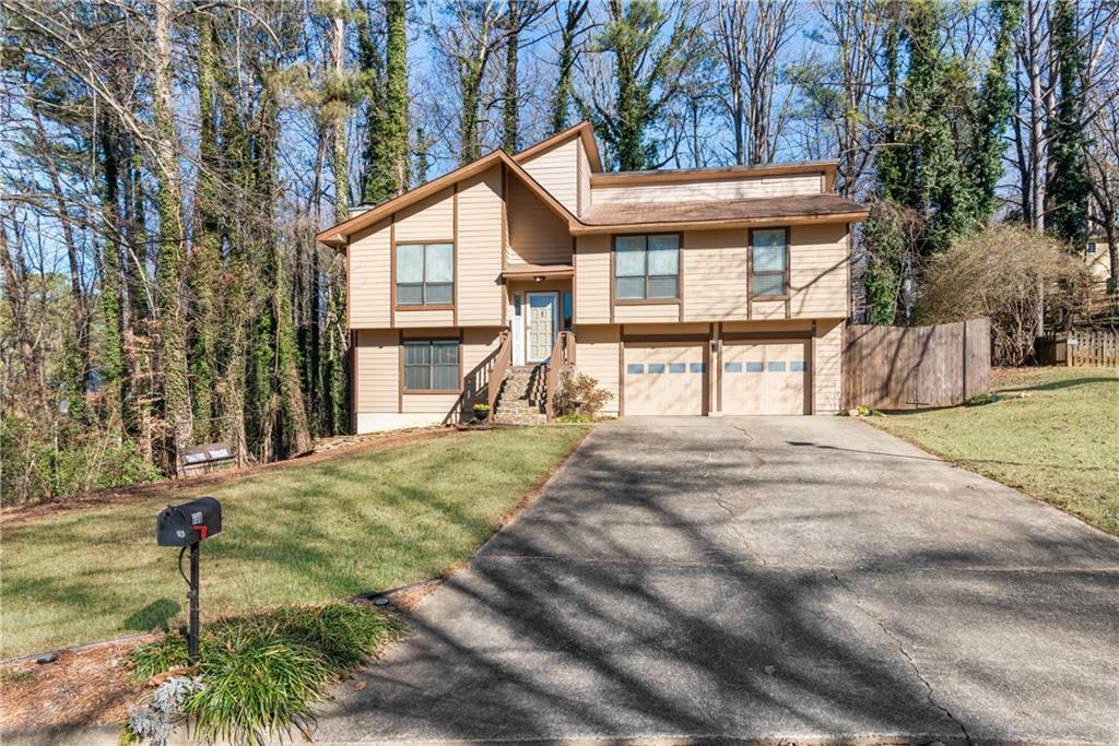 Property Photo: 730 Lake Forest Pass GA 30076