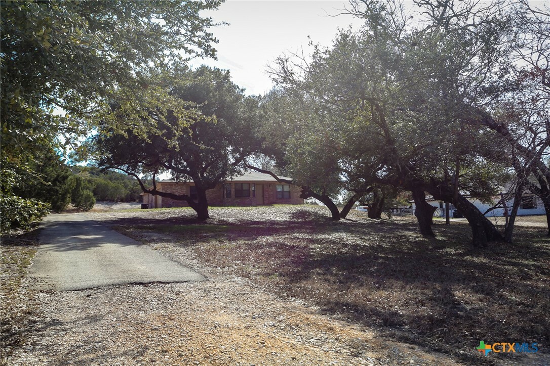 Property Photo:  2800 Creek Place Drive  TX 76549 