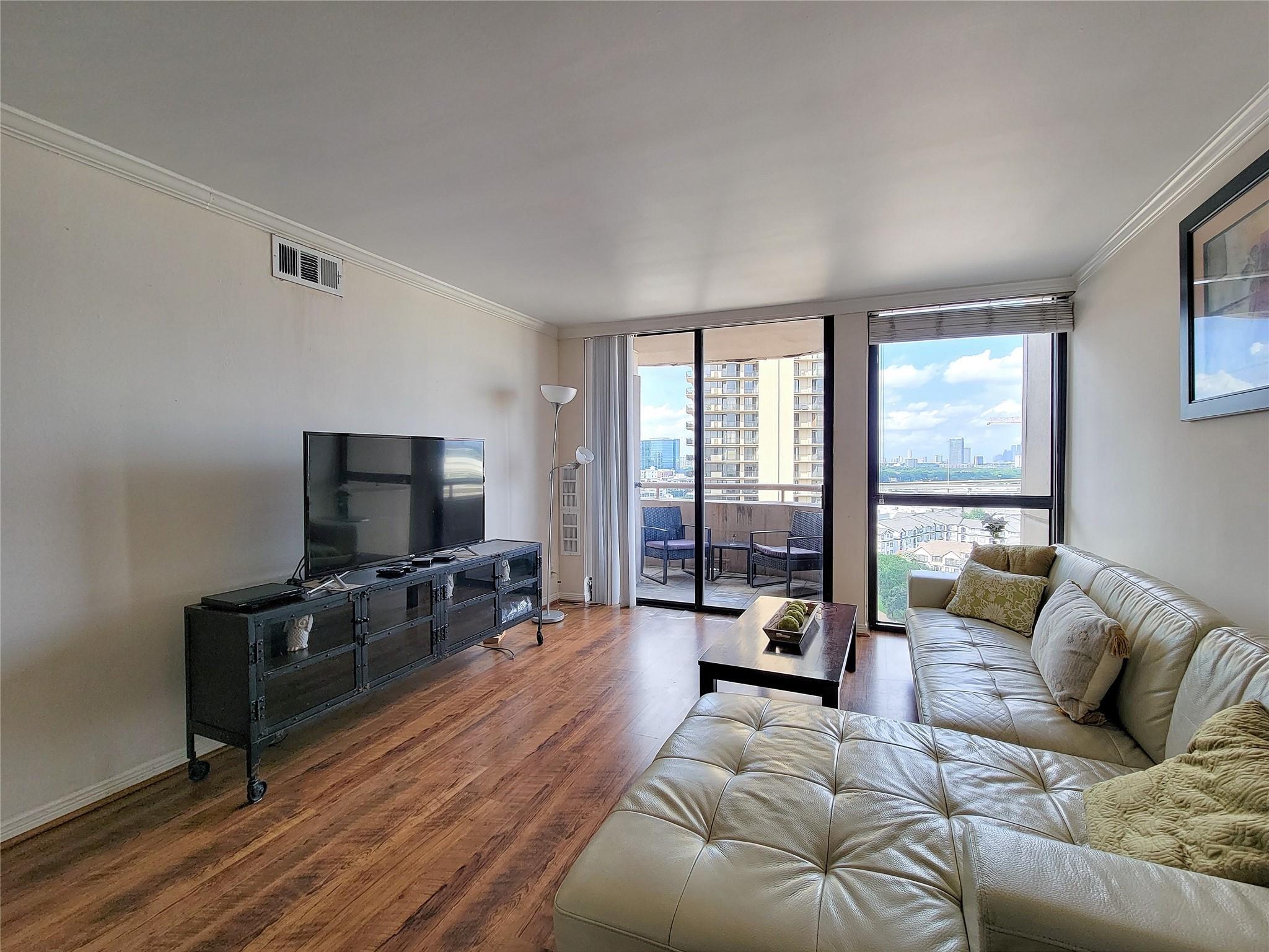 Property Photo: 3525 Sage Road 1605 TX 77056