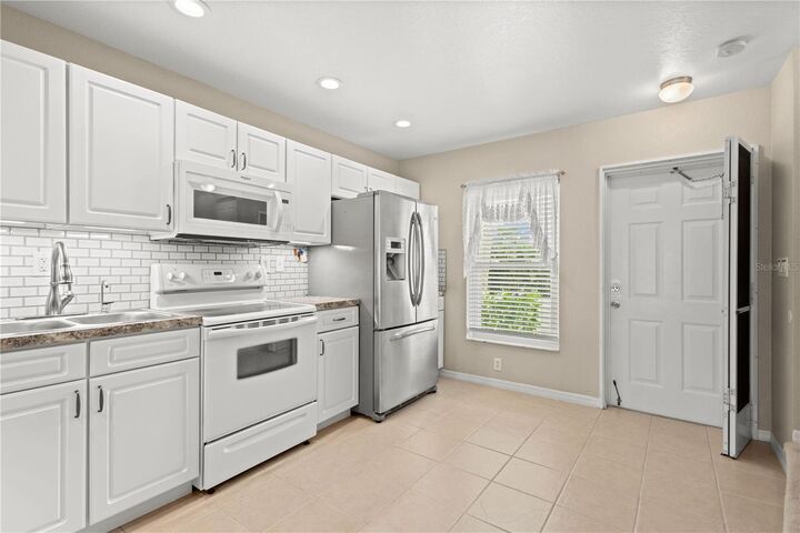 Property Photo: 26346 Rampart Boulevard 904 FL 33983