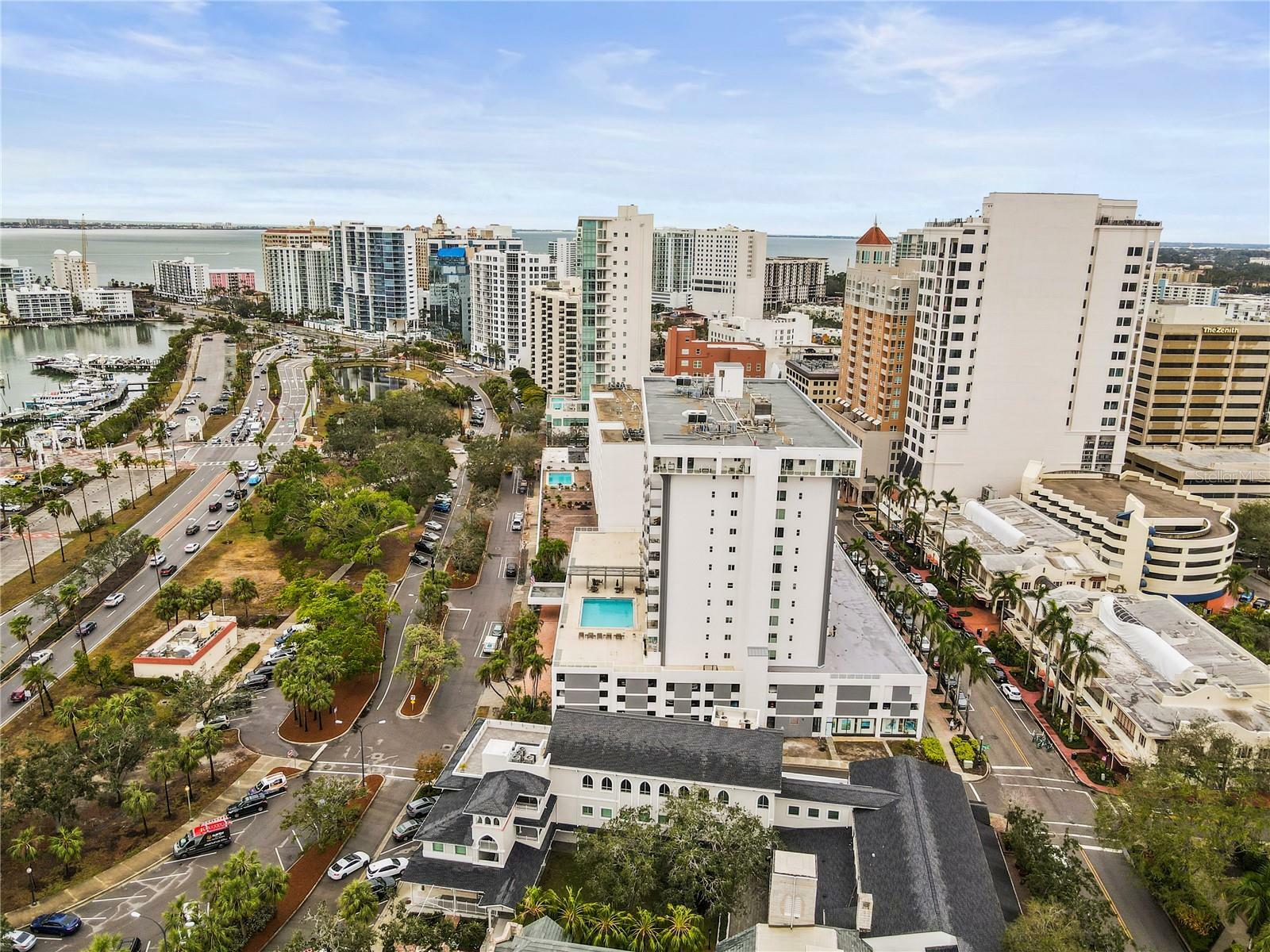 Property Photo: 101 S Gulfstream Avenue 12C FL 34236