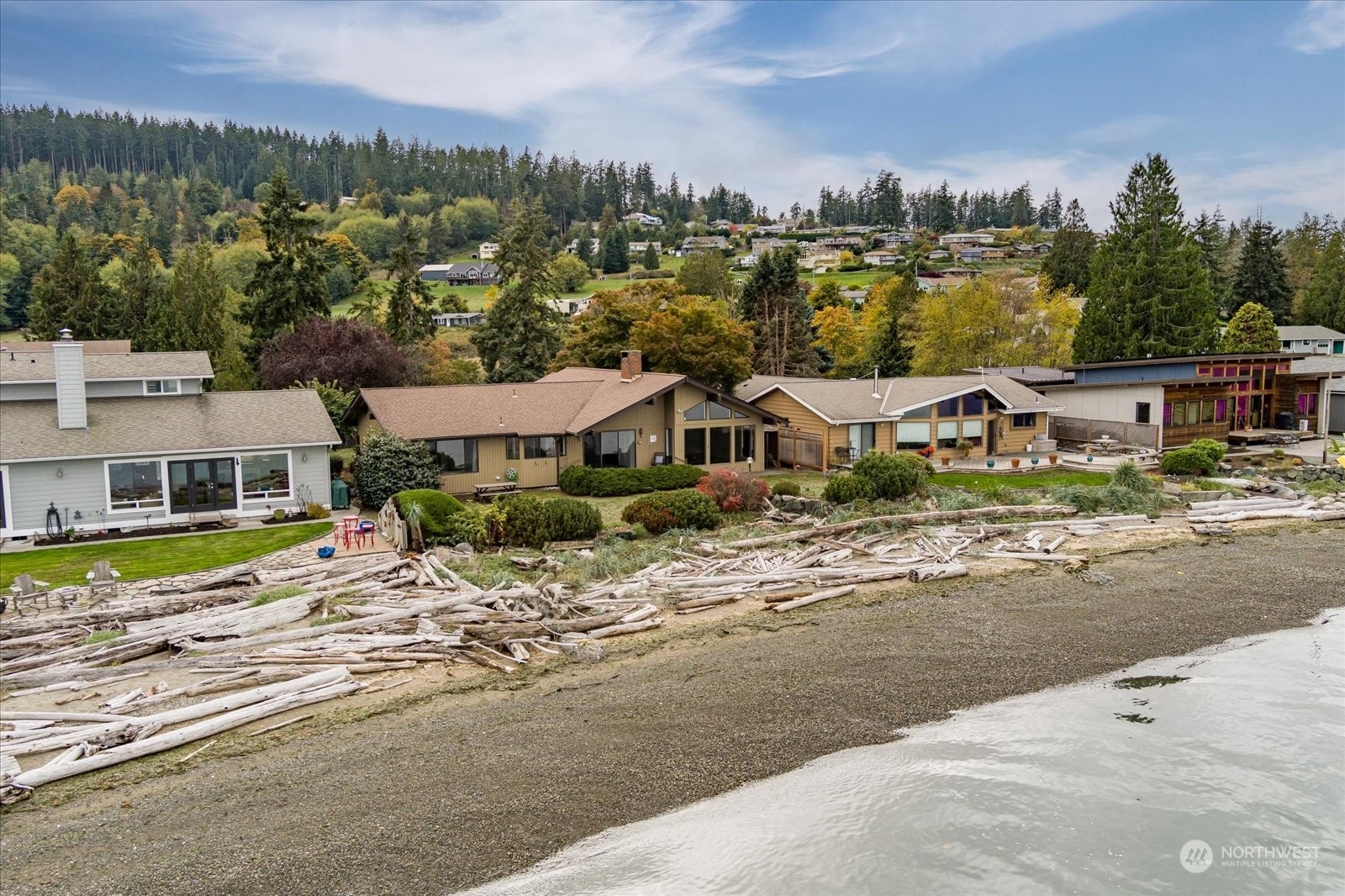 Property Photo:  743  Bay Front Lane  WA 98277 